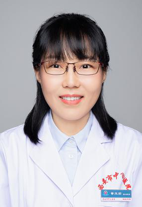 董亚茹 　 职称：副主任医师