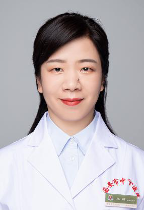 王珺 　 职称：副主任医师