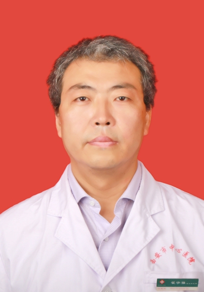 翟宇强 　 职称：主任医师