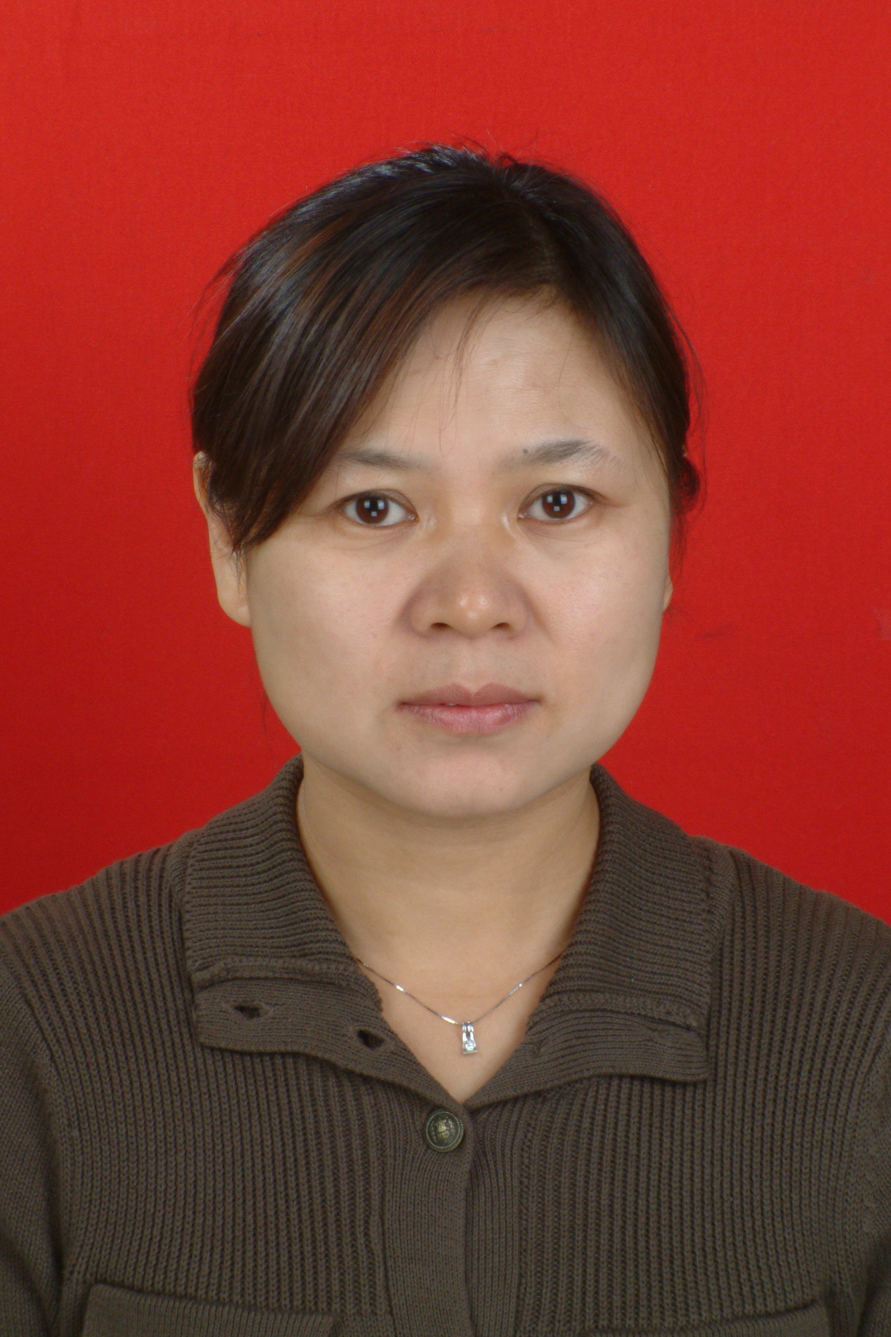 梁艳 　 职称：主任医师