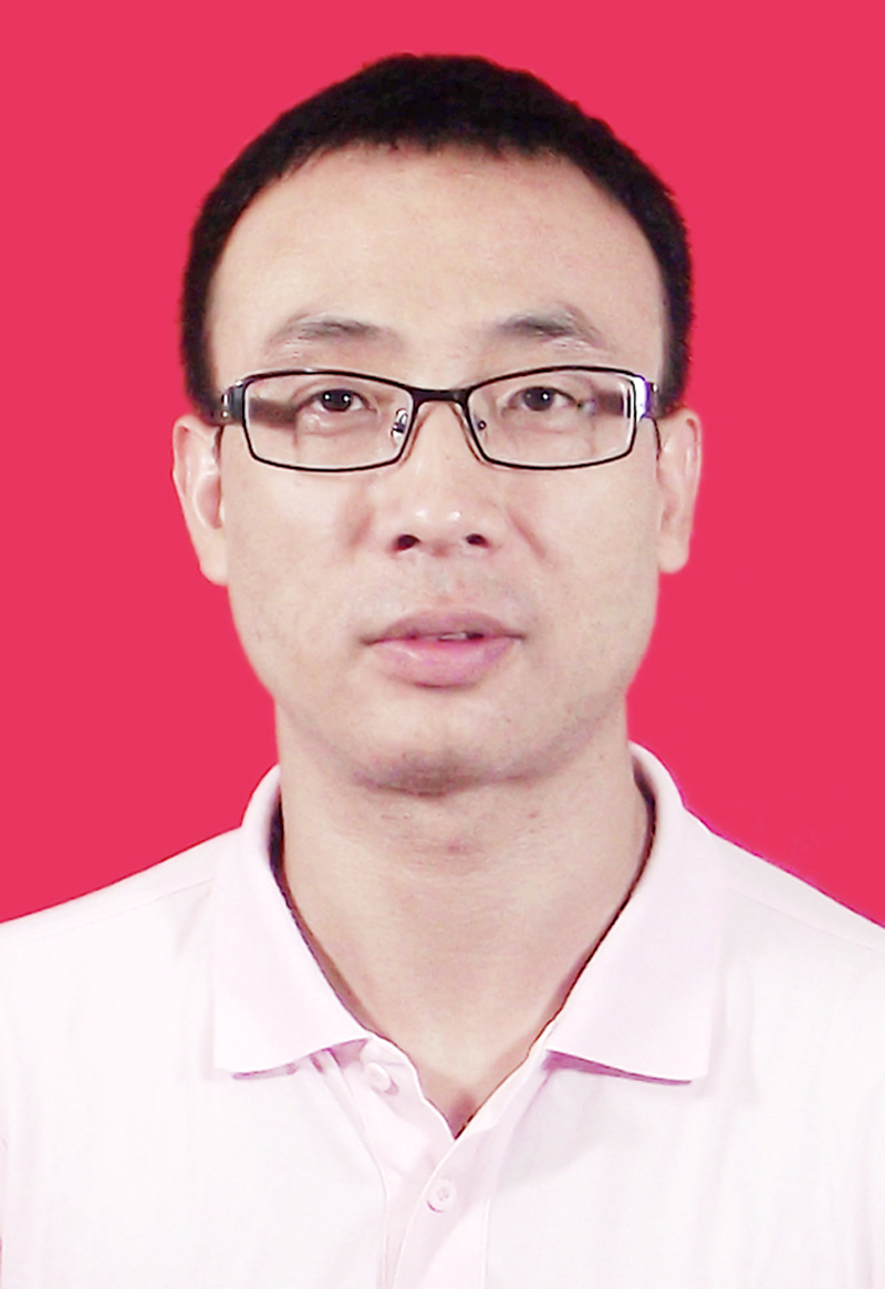 张立新 　 职称：