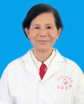 曾瑛副主任医师、副教授