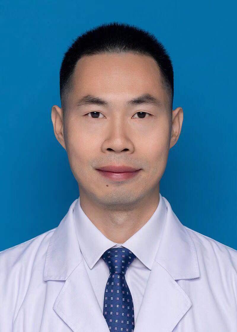 胡治平副主任医师