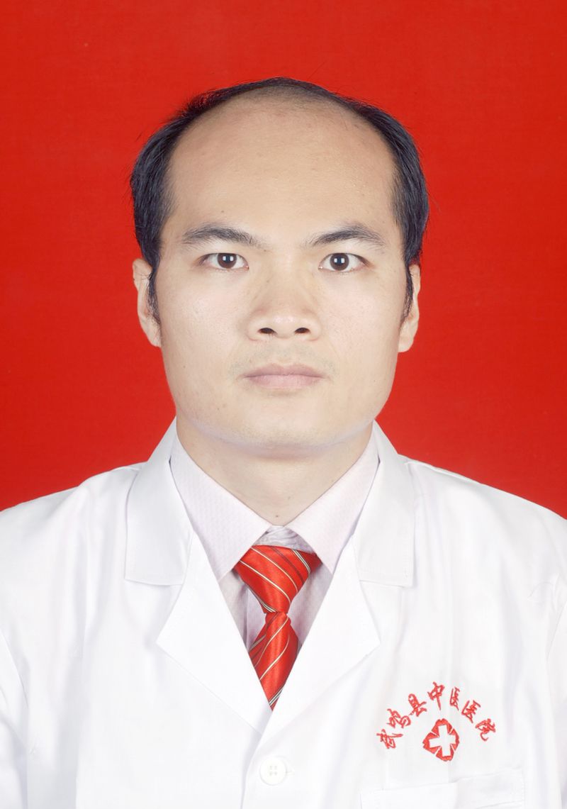 潘家新泌尿外科主任