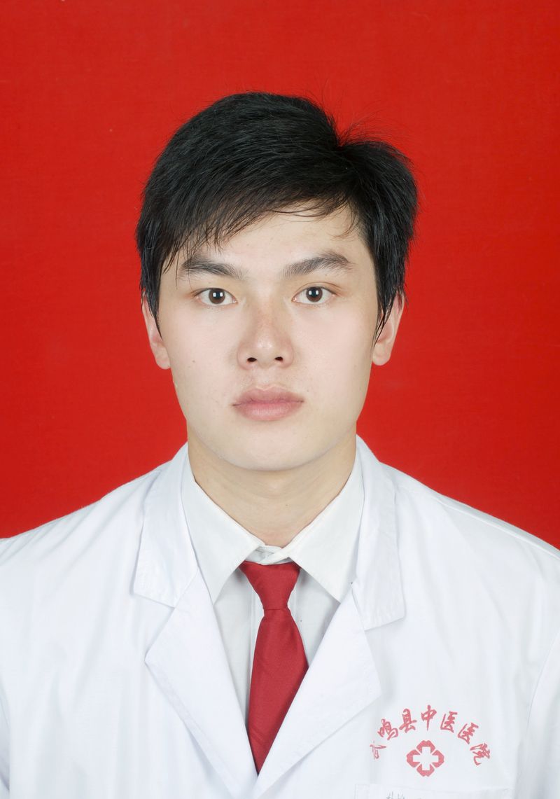 梁飞满治未病科副主任