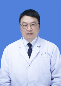 脊柱外科章维新