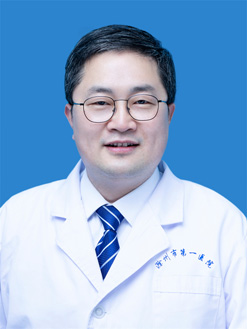 口腔医学中心　李锦伍