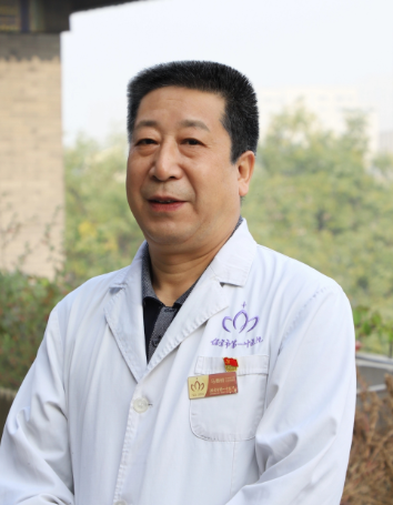 马春明副主任技师