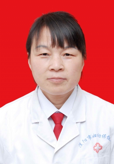 儿科主任医师刘九月