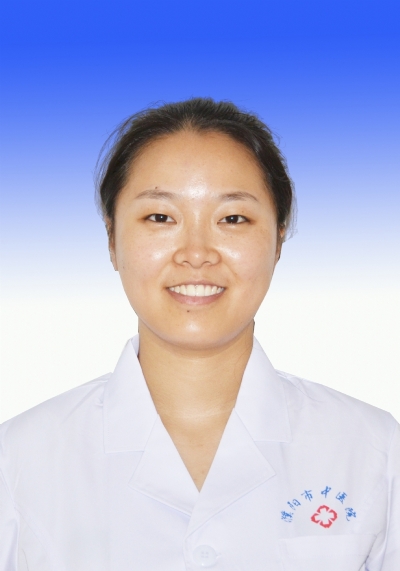 卢荣荣主治医师