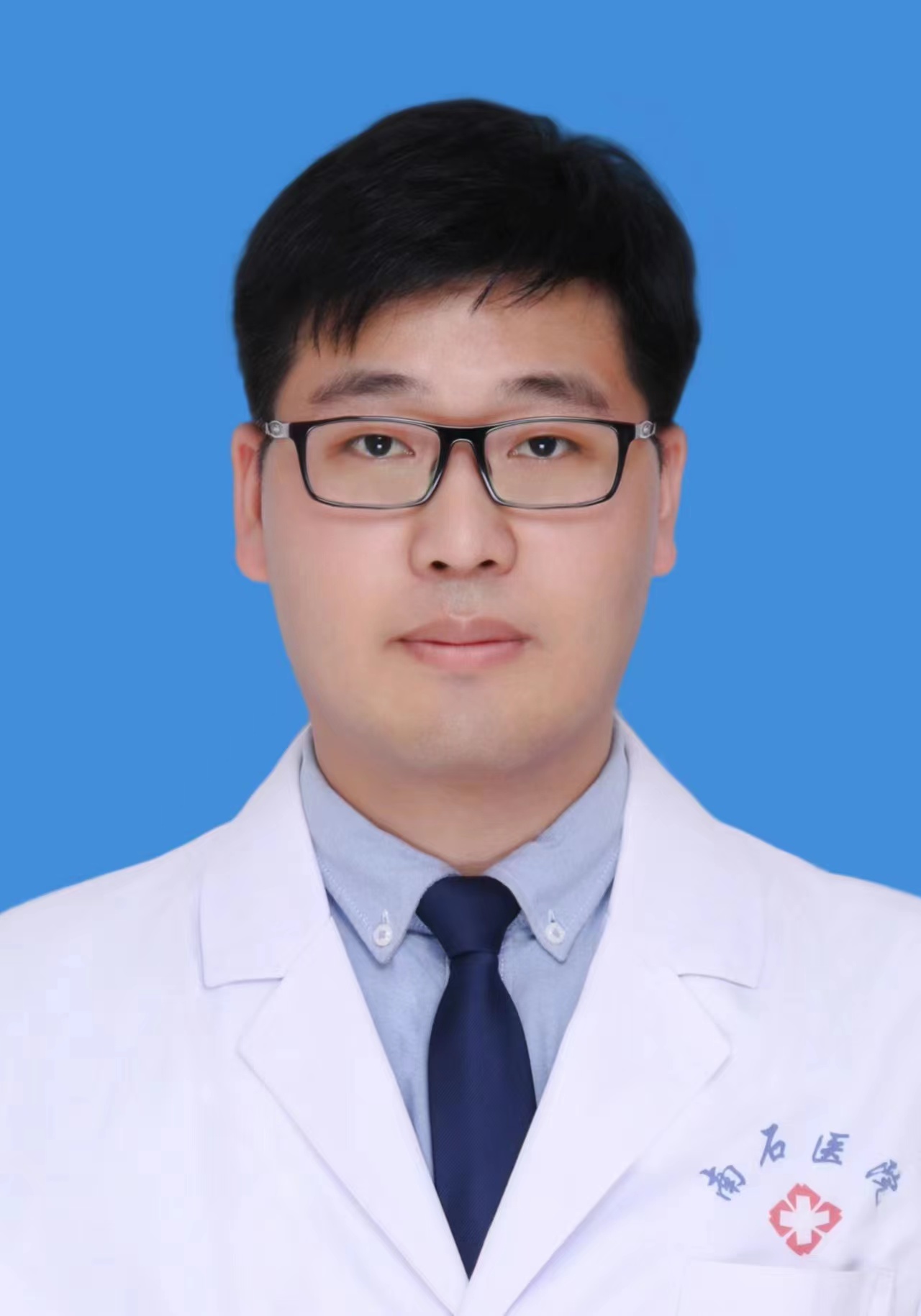 刘晓华，南石医院心身医学科住院医师心理咨询师三级南阳市临床心理协会会员南阳市心理咨询师协会会员