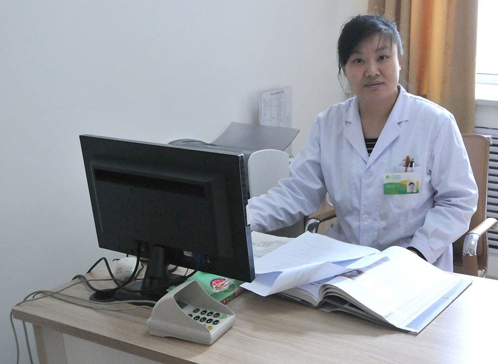 儿童眼科专家周秋云