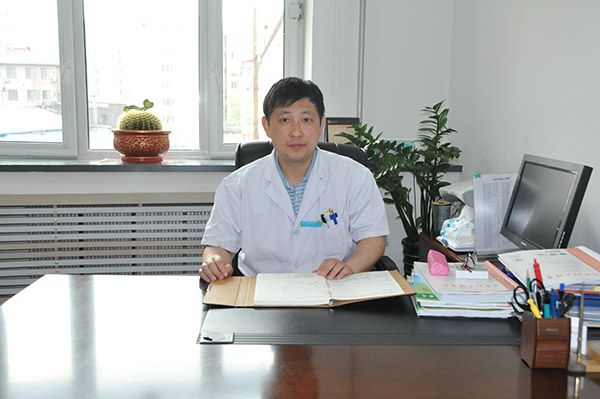 放射线科主任张庆申