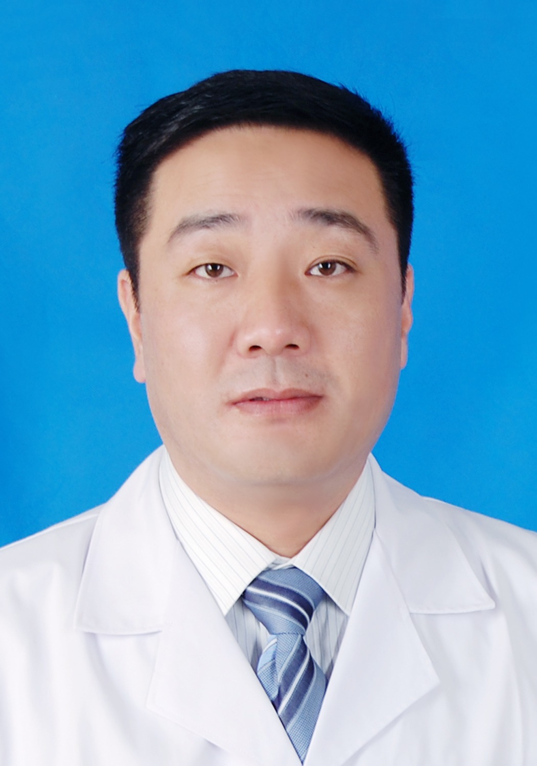 王启斌总药师主任药师