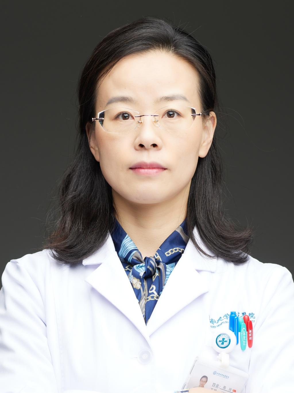 陈玲副主任医师