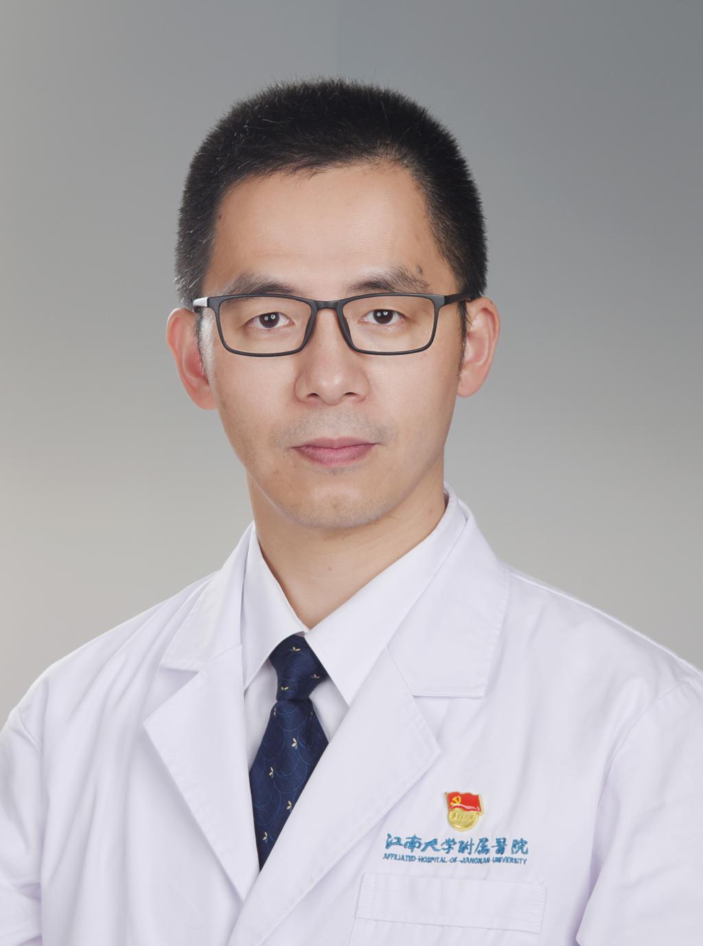 薛骏副主任医师