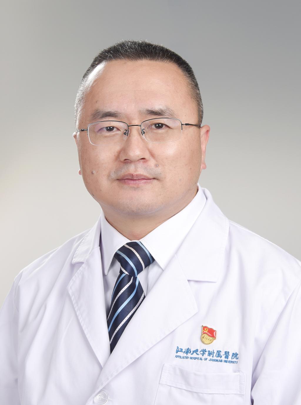 查涛副主任医师