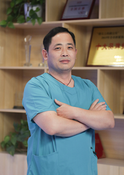 吕胜祥消化内科副主任医师