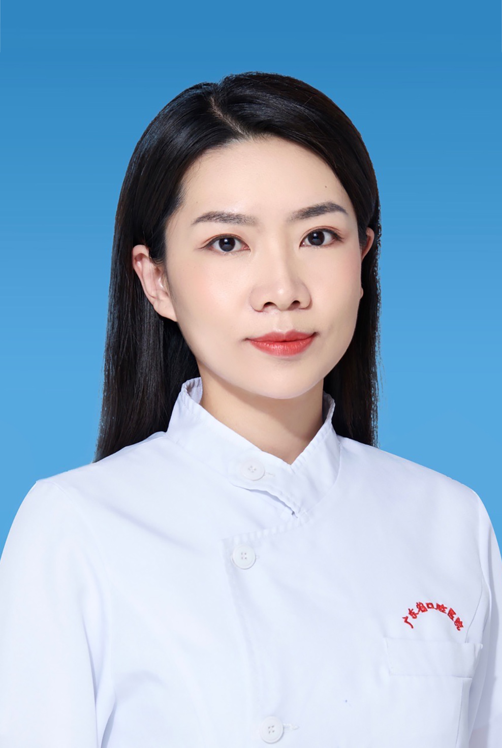 李佳桐                住院医师...