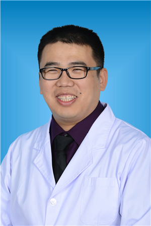 张兆强                副主任医师...