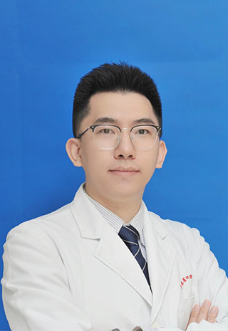 华炳强                住院医师...