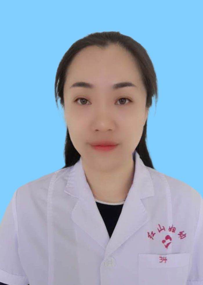 张琼影像科副主任医师