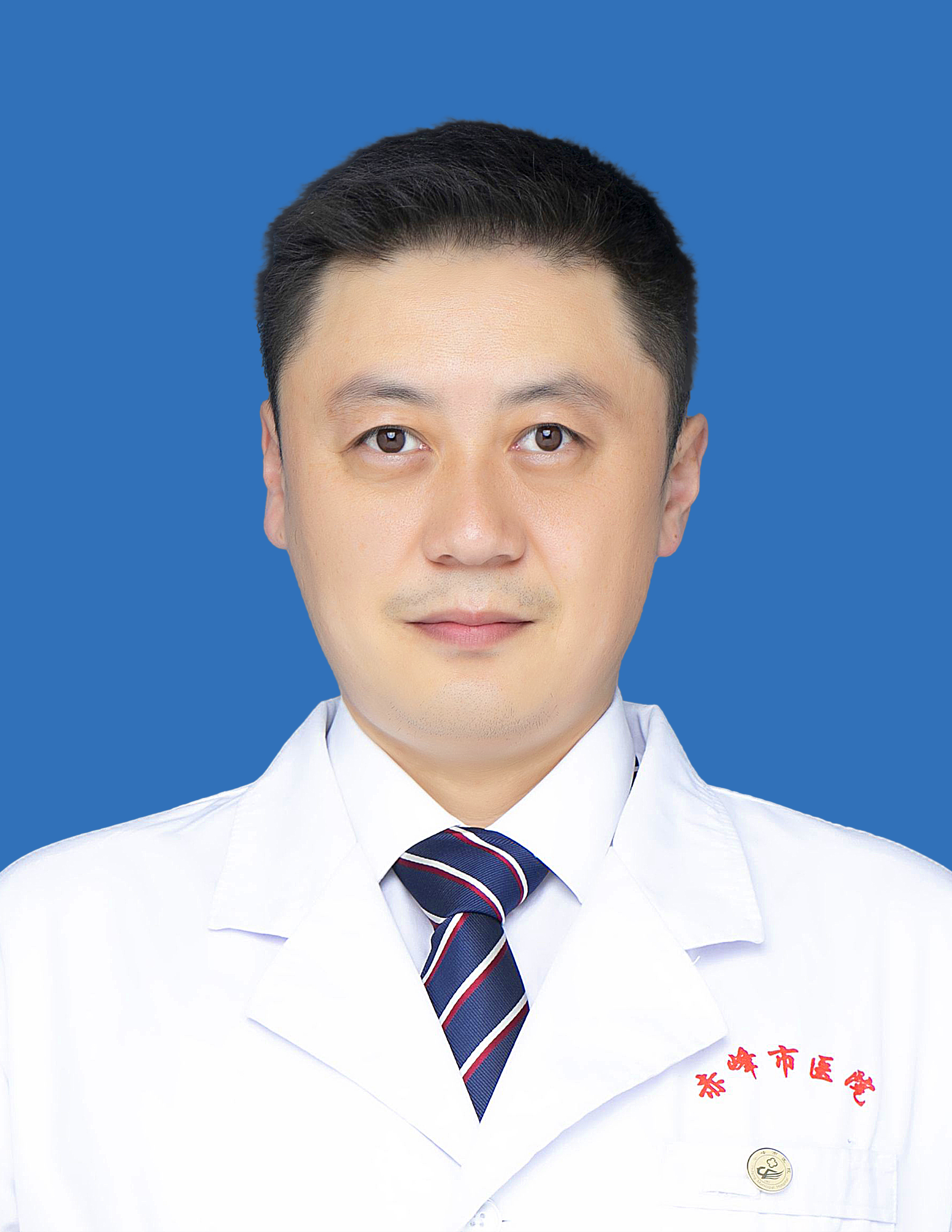 副主任医师-李鑫