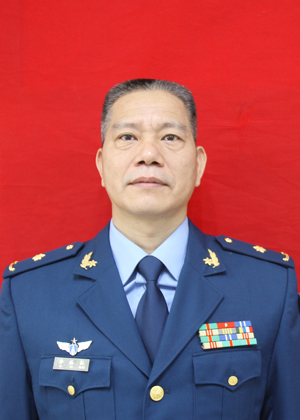 李裕标，骨科主任，主任医师